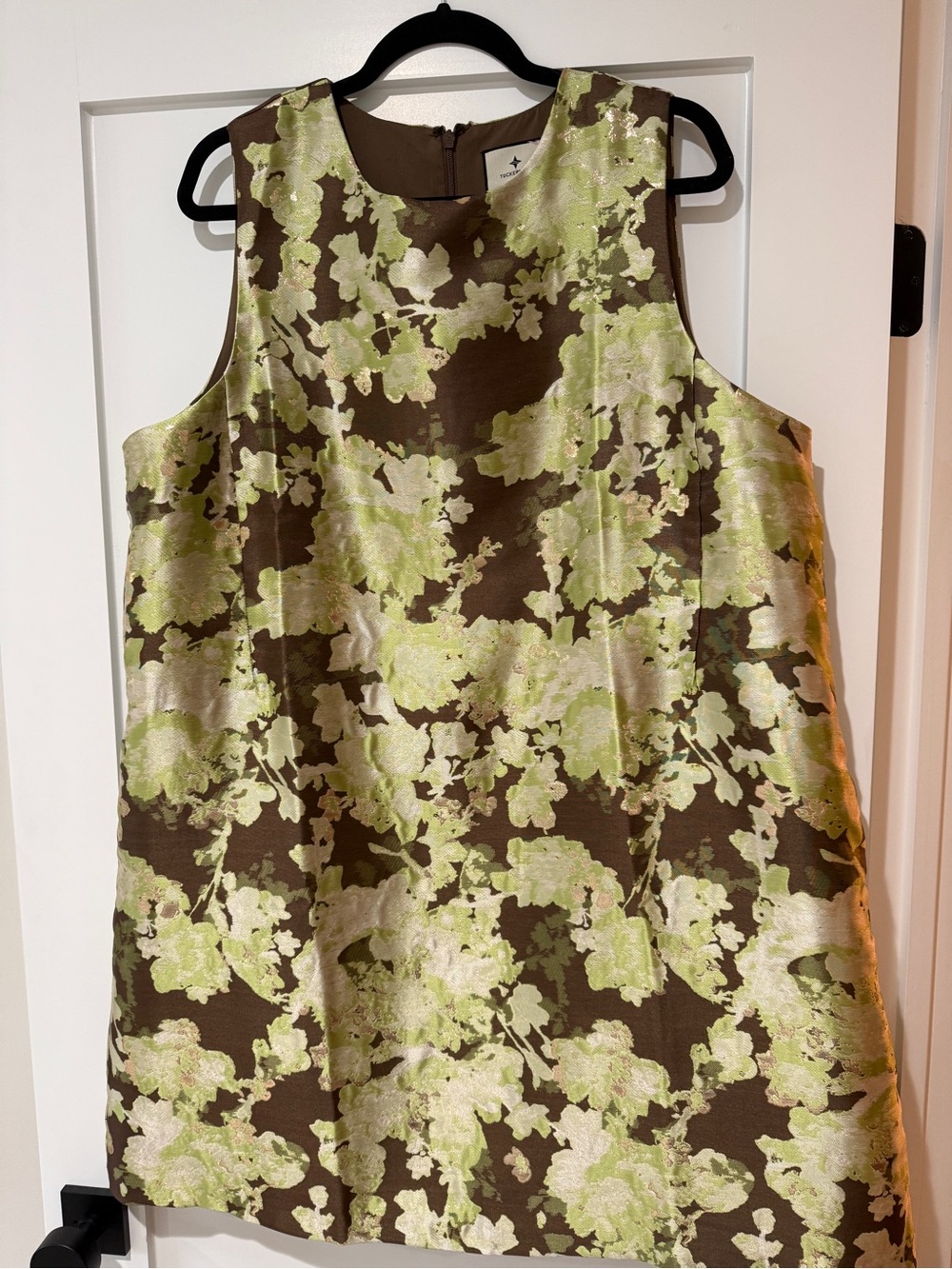 Tuckernuck Green Floral Shift Dress